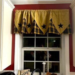 VHC Brand Black Star/Plaid Window Valance 18 by 72
